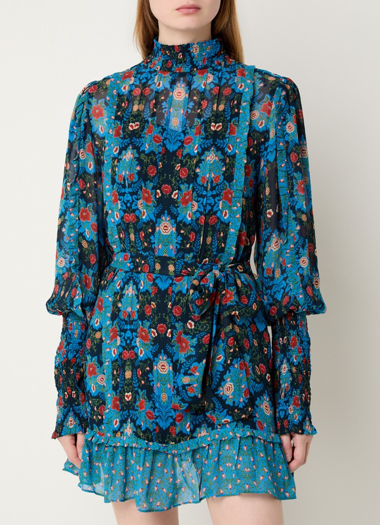 Vestido corto semitransparente Farm Rio Arabesque con cinturón del mismo tejido.