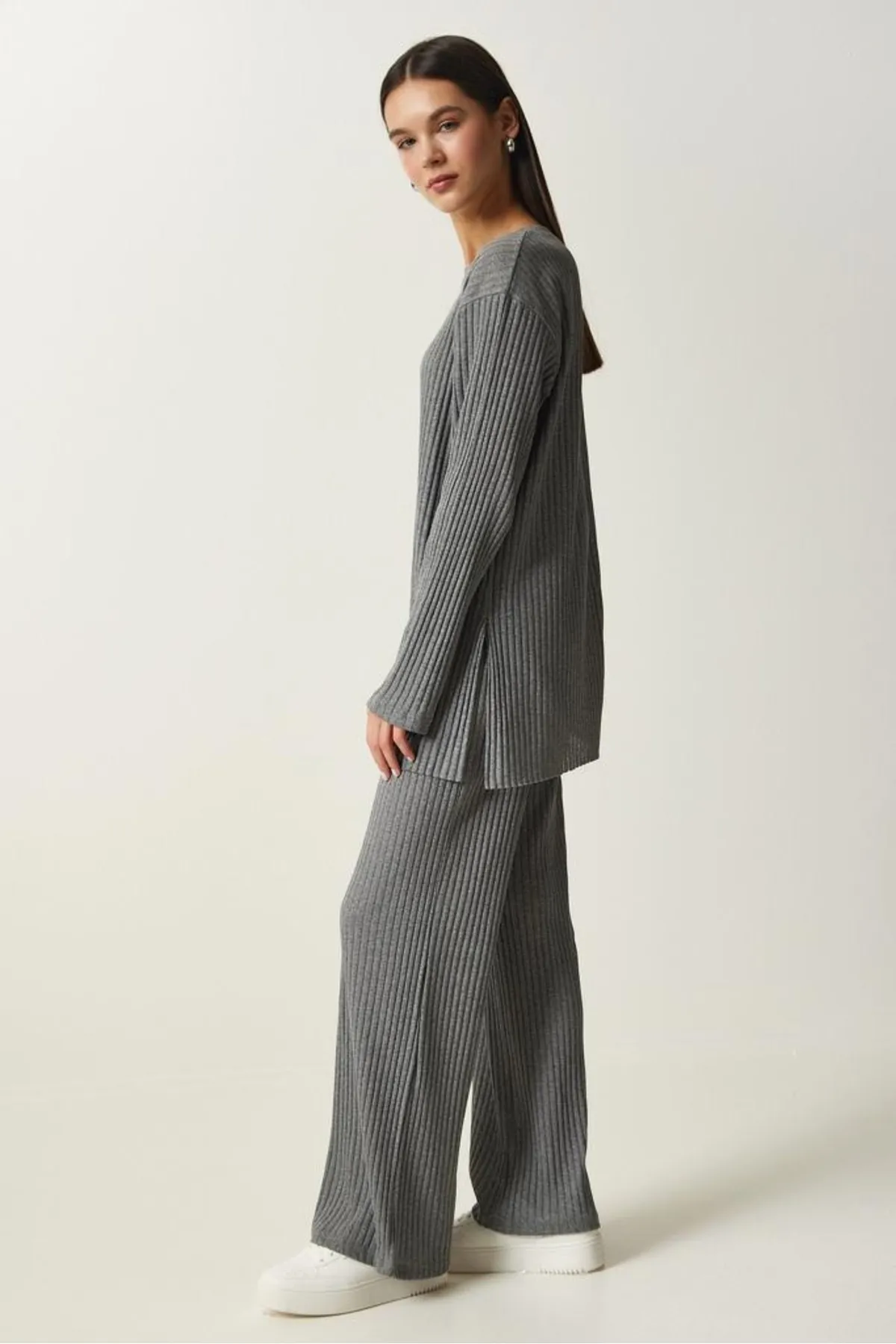 Know  Damen-Set aus Bluse und Hose aus geräuchertem Kordelstrick