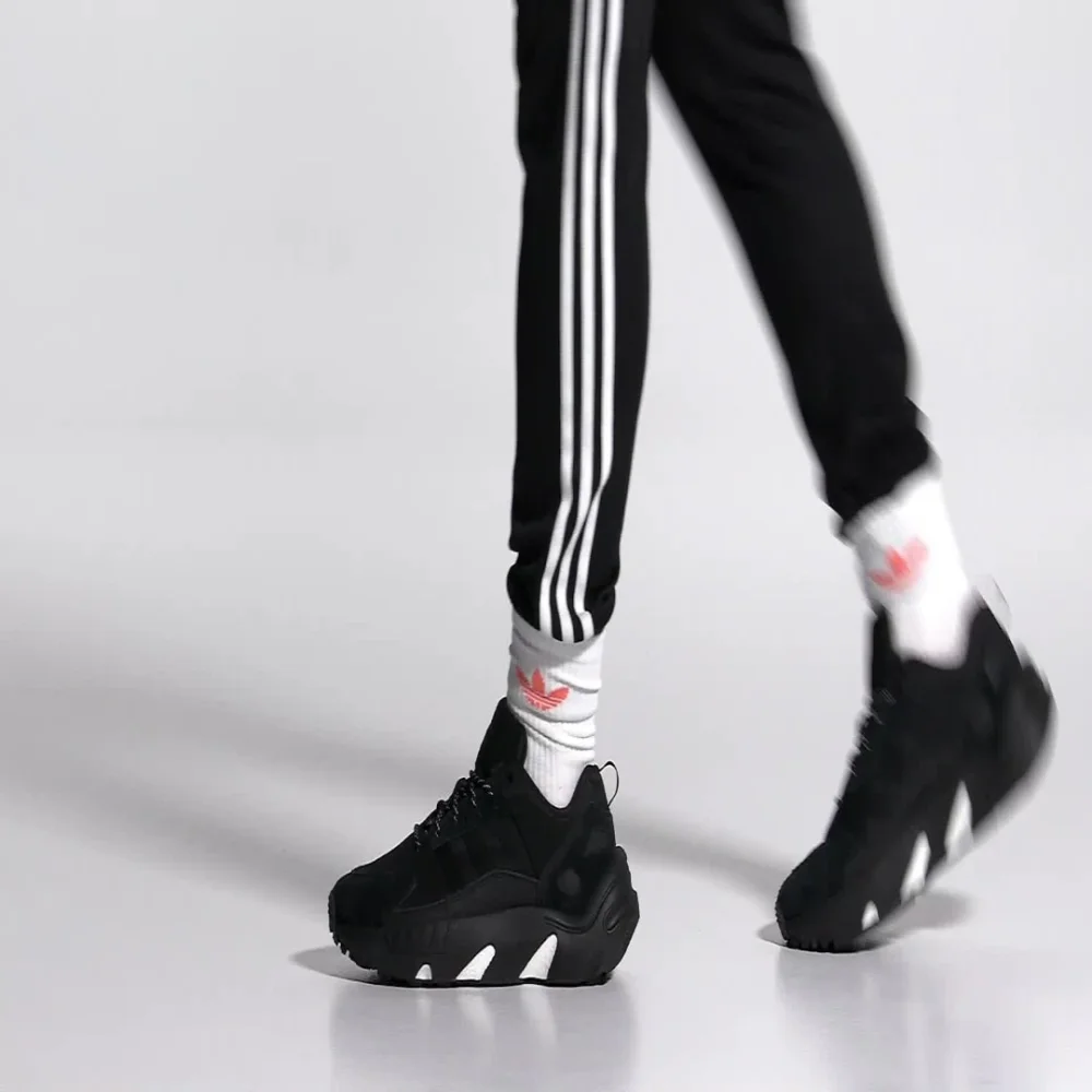 adidas ZX 22 BOOST GY6701 / schwarz