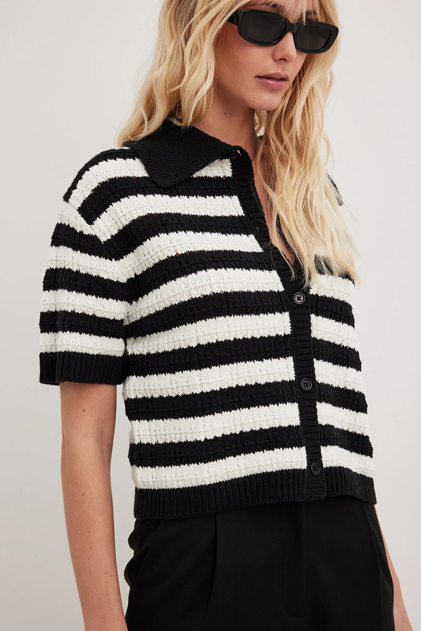 Kurze Strickjacke
