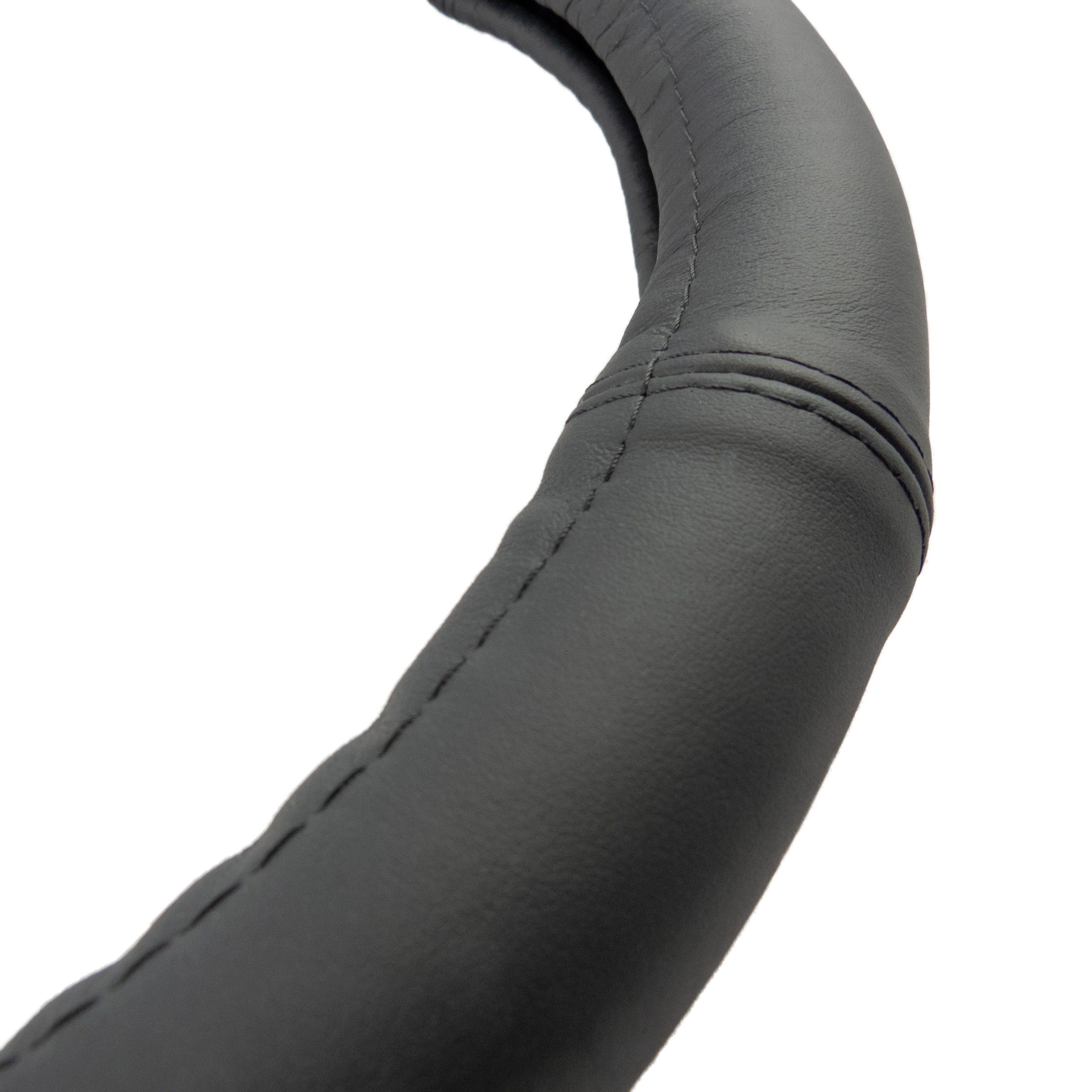 L & P Car Design Lenkradbezug Lenkradhülle Auto in schwarz mit schwarzer Naht, Ø 37 - 39 cm, Echtleder