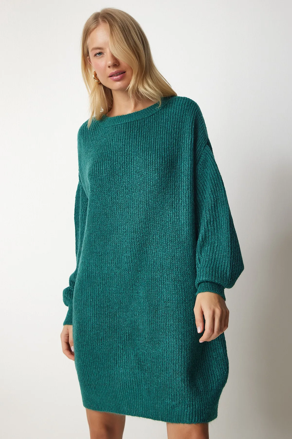Happiness İstanbul  Damen Smaragdgrünes Oversize-Sweatshirt aus Basic-Strick BV00099