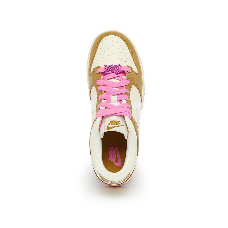 NIKE Wmns Dunk Low SE 