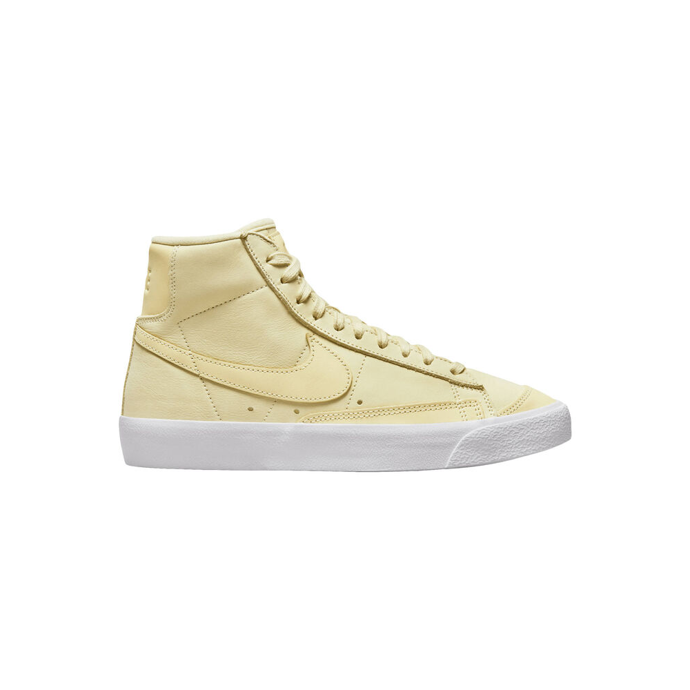 Nike Blazer MID DQ7572-700 / gelb