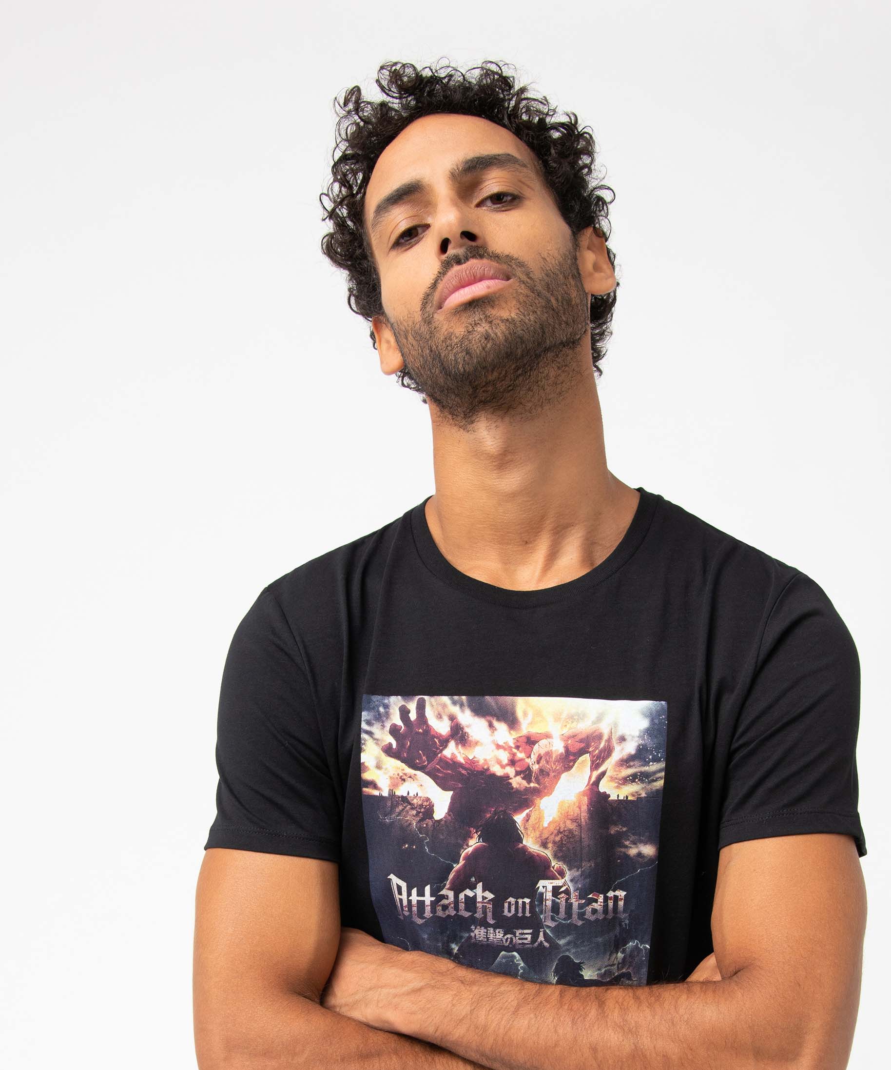 Tee-shirt homme avec motif buste - Attack on Titan noir | GEMO