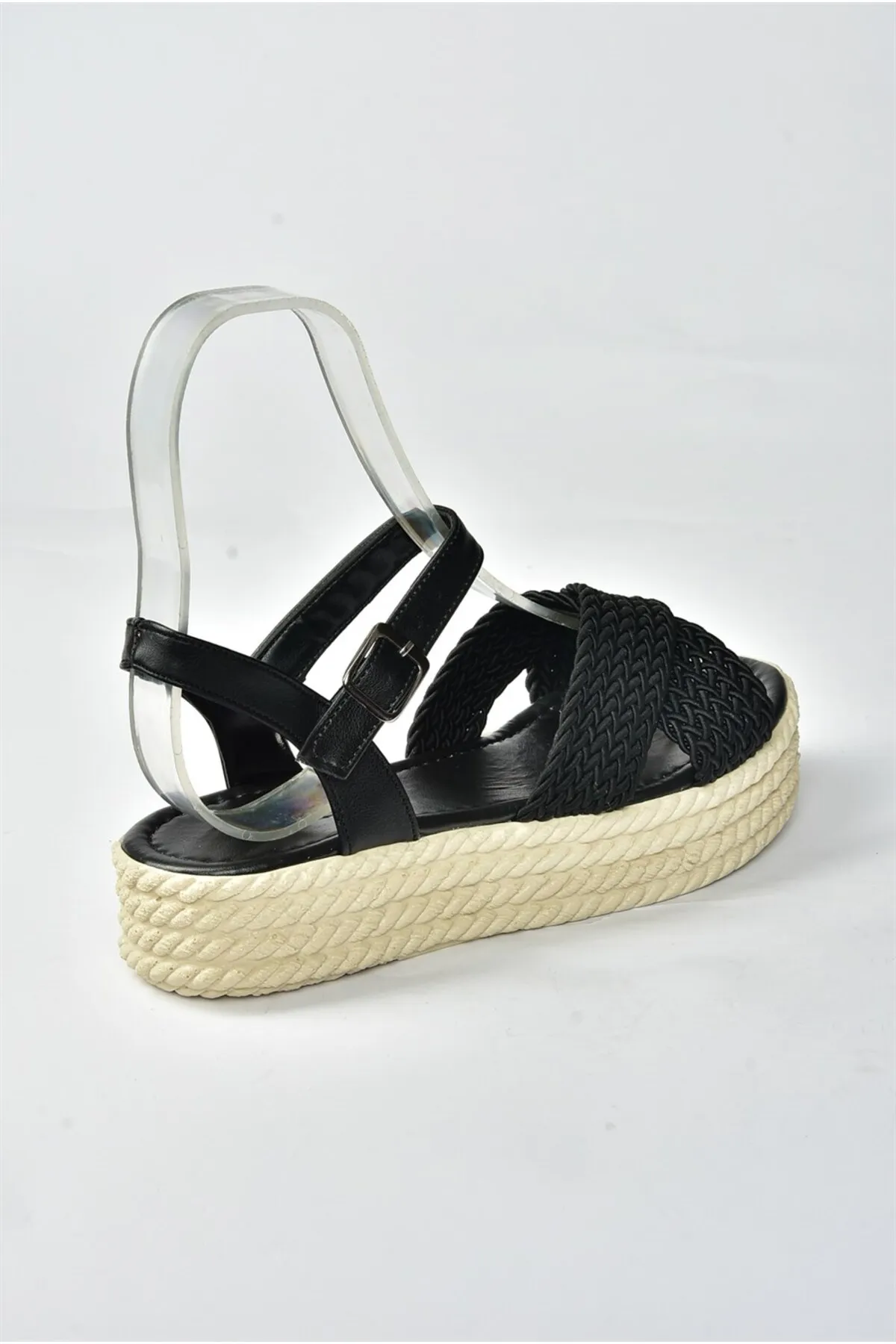 Fox Shoes  Schwarze Damen-Sandalen aus Stoff mit Kreuzriemen K250085304