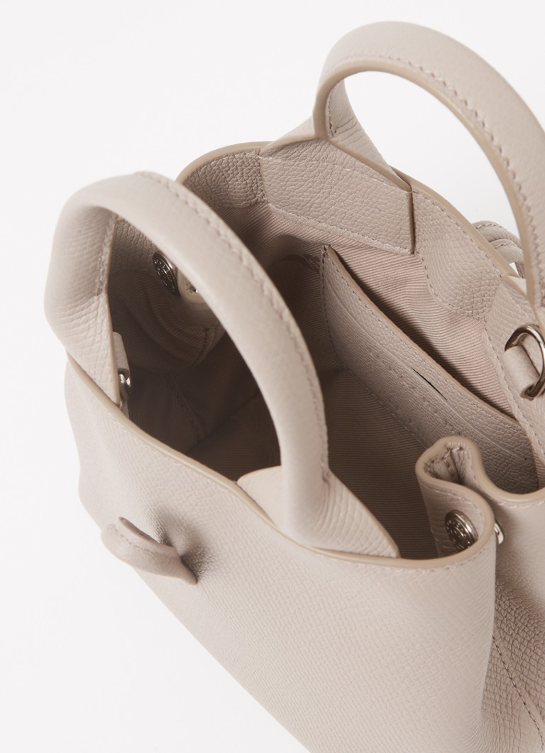 Bolsa Longchamp Le Roseau XS em couro com alça de ombro removível.