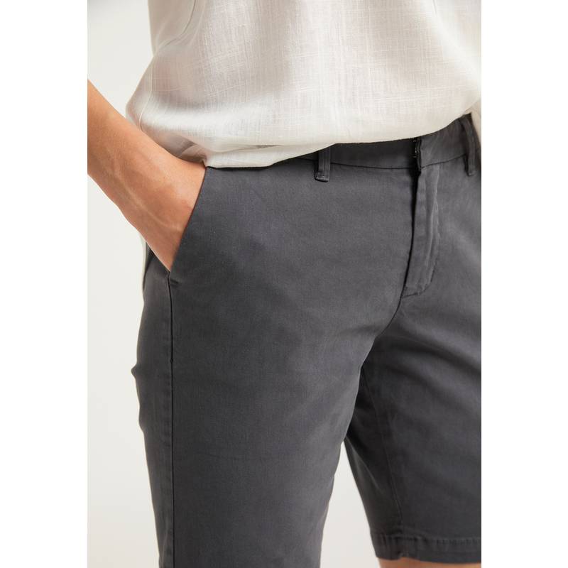 DreiMaster Shorts Damen