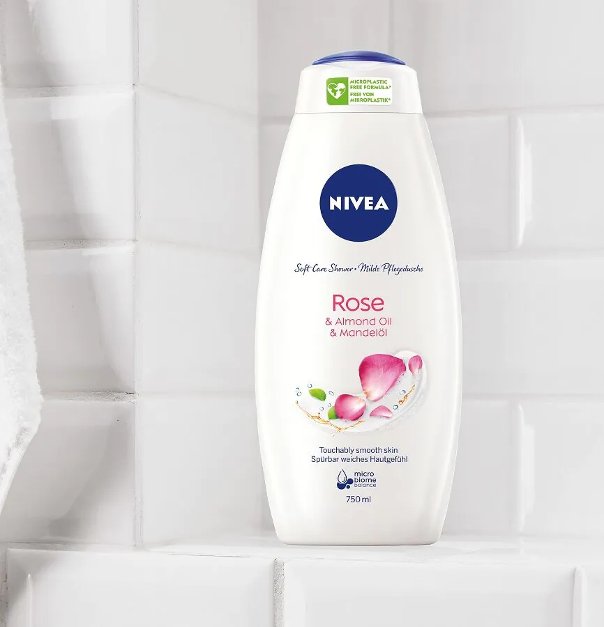 Нивеа гел за туширање Care & Roses