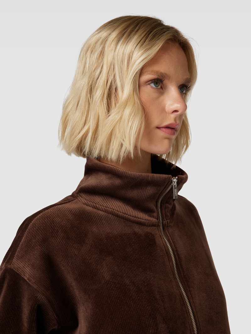 Sweatshirt mit kurzem Reißverschluss Modell 'TECH VELOUR' in schokobraun