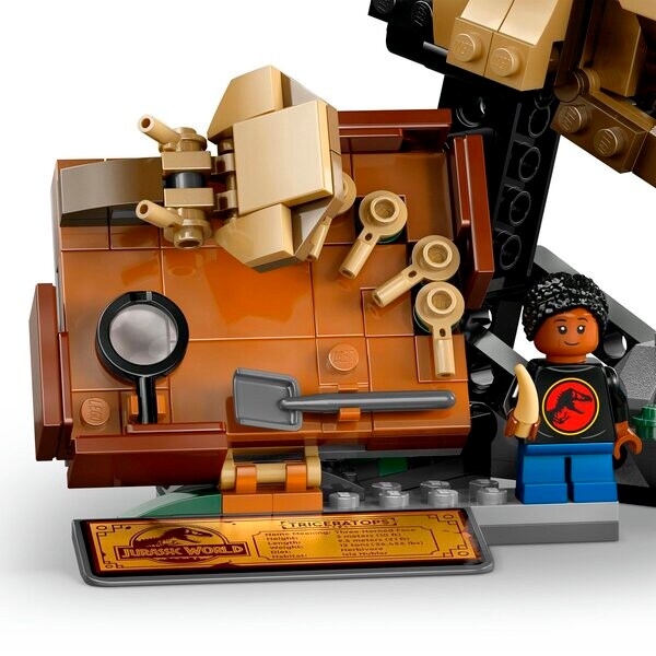LEGO Jurassic World 76969 Dinoszaurusz kövületek: Triceratops koponya
