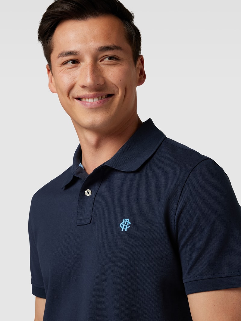 Poloshirt mit Label-Stitching in dunkelblau