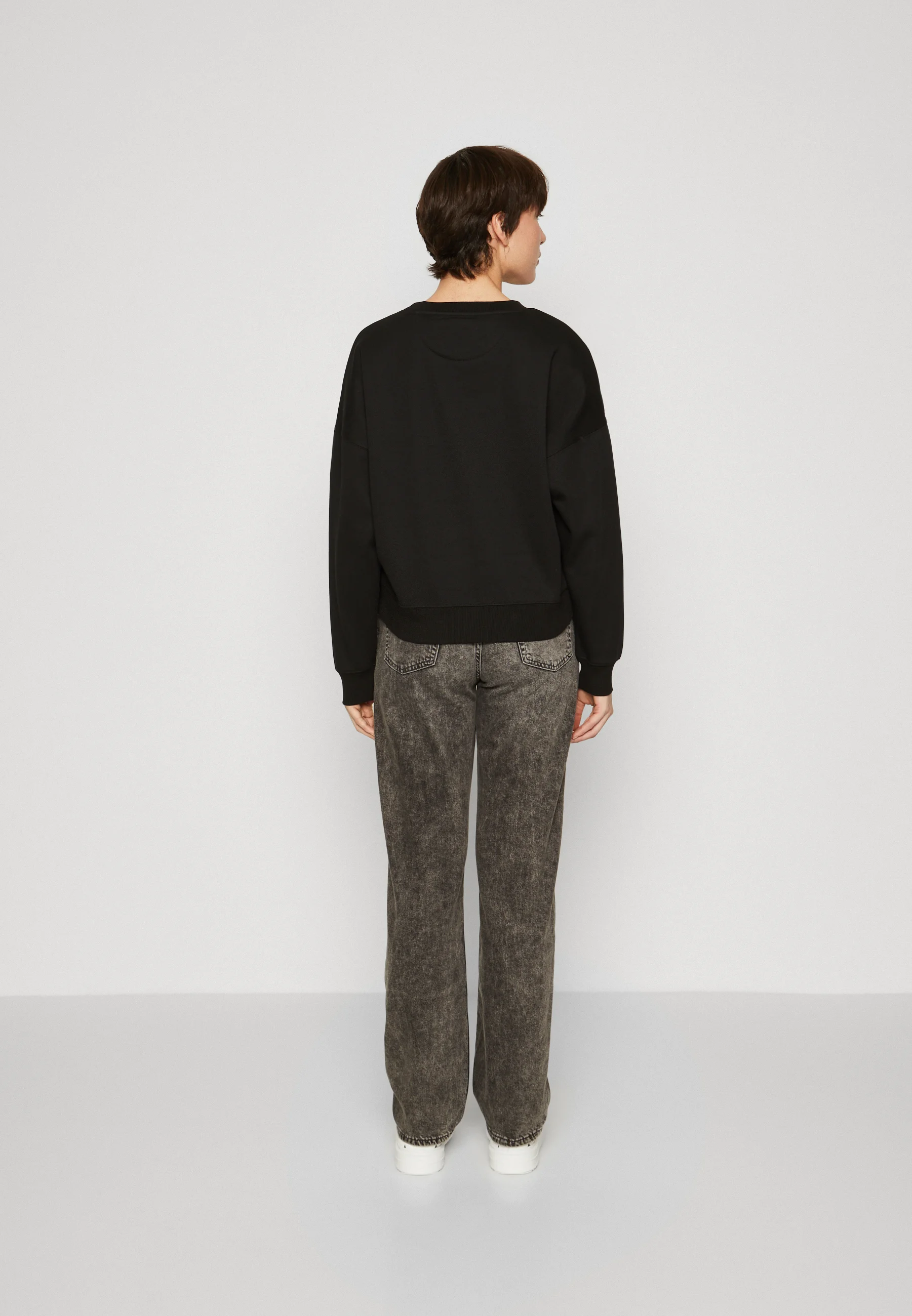 Sudadera Guess PONY HAIR
