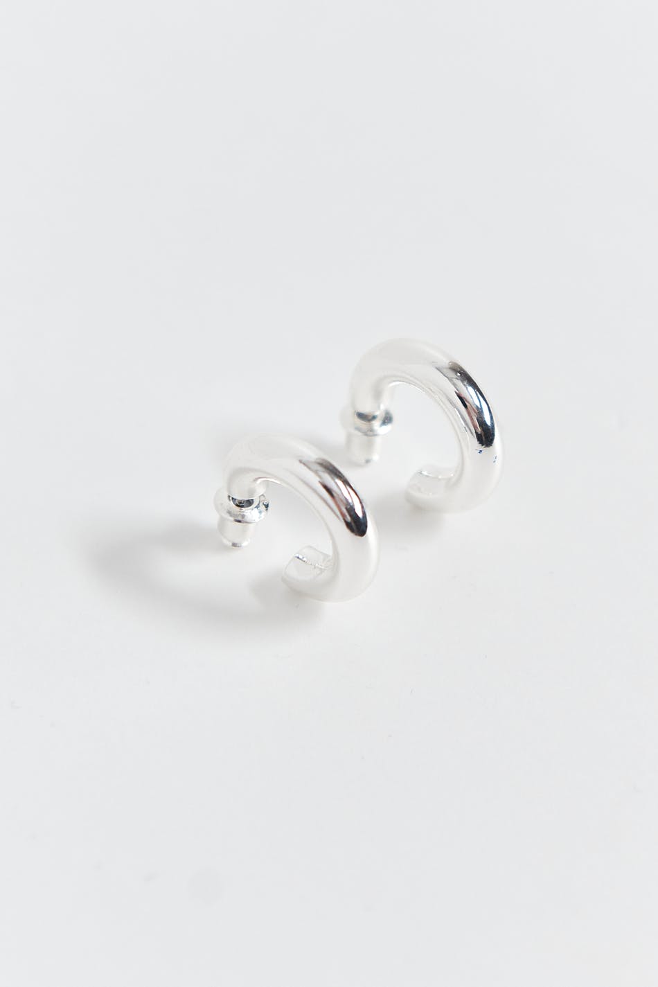 Mini hoops earrings