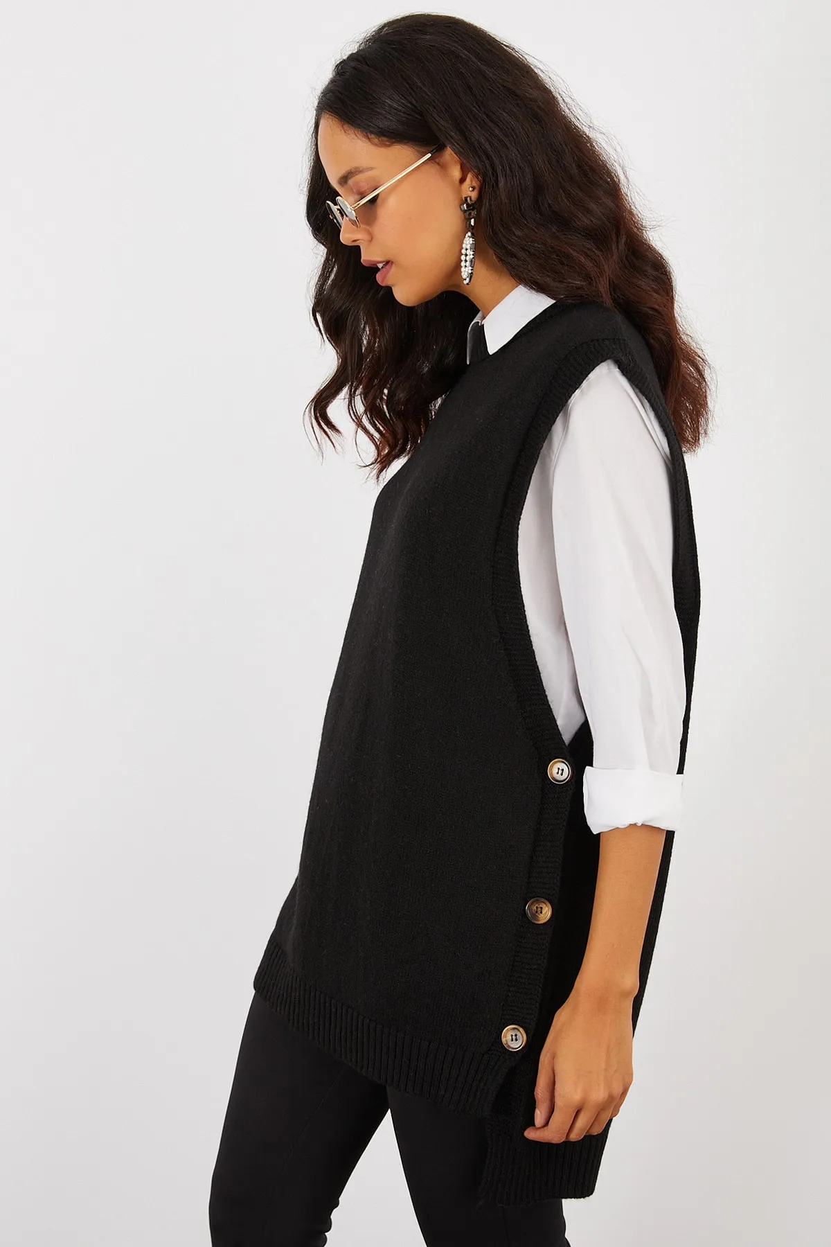Cool & Sexy  Schwarze, seitlich geknöpfte, ärmellose Stricktunika für Damen YV75