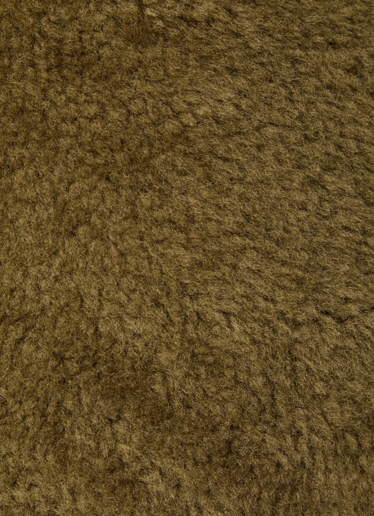 FLÂNEUR Apgriežama mākslīgās kažokādas jaka ar jēra ādas oderi