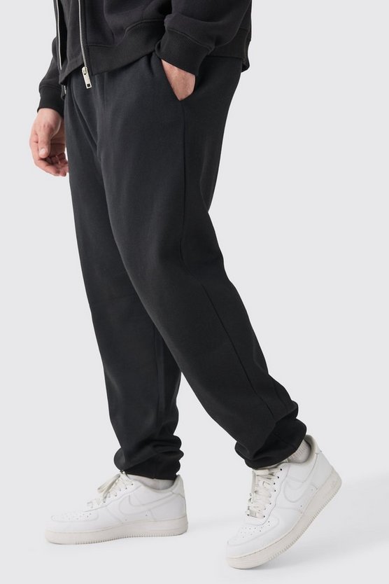 Plus Basic Jogginghose in schwarz