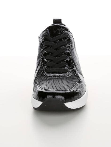 Sportschuh mit Shock-Absorber