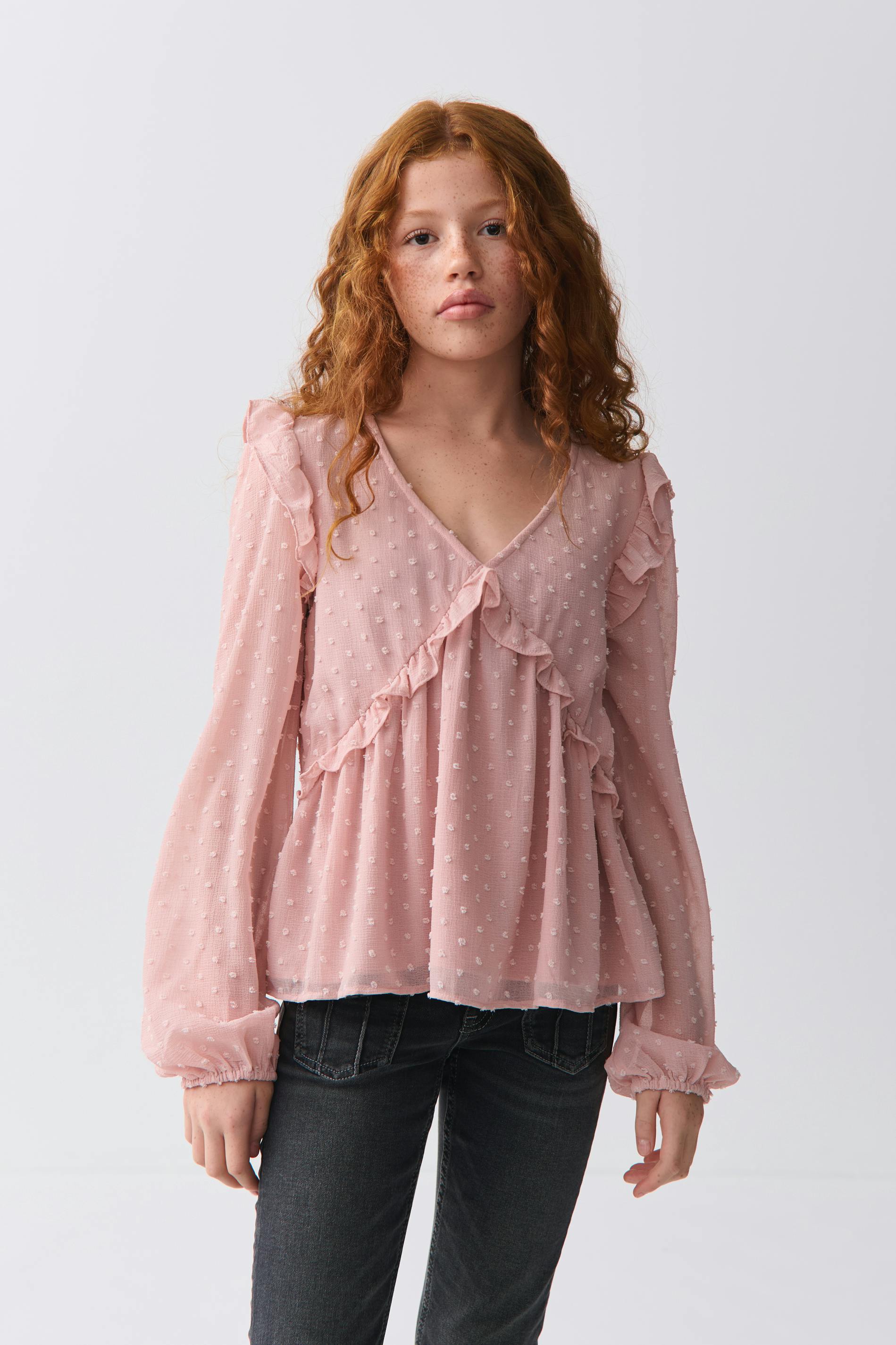 Y frill v blouse