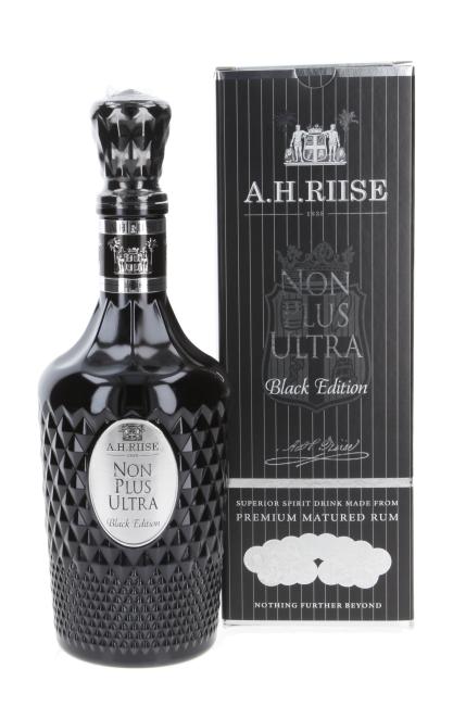 A.H. Riise Non Plus Ultra Black Edition Rumspirituose 0,7 l·42 % vol