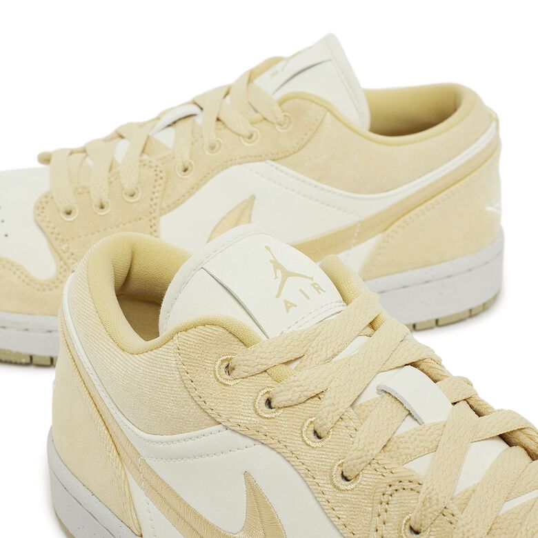 JORDAN Air Jordan 1 Low SE 