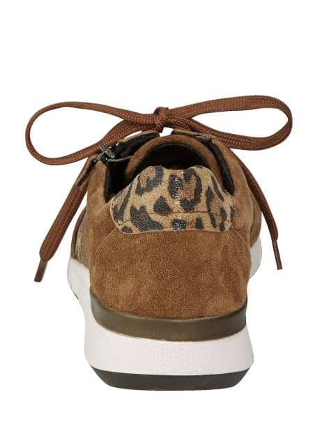 Schnürschuh