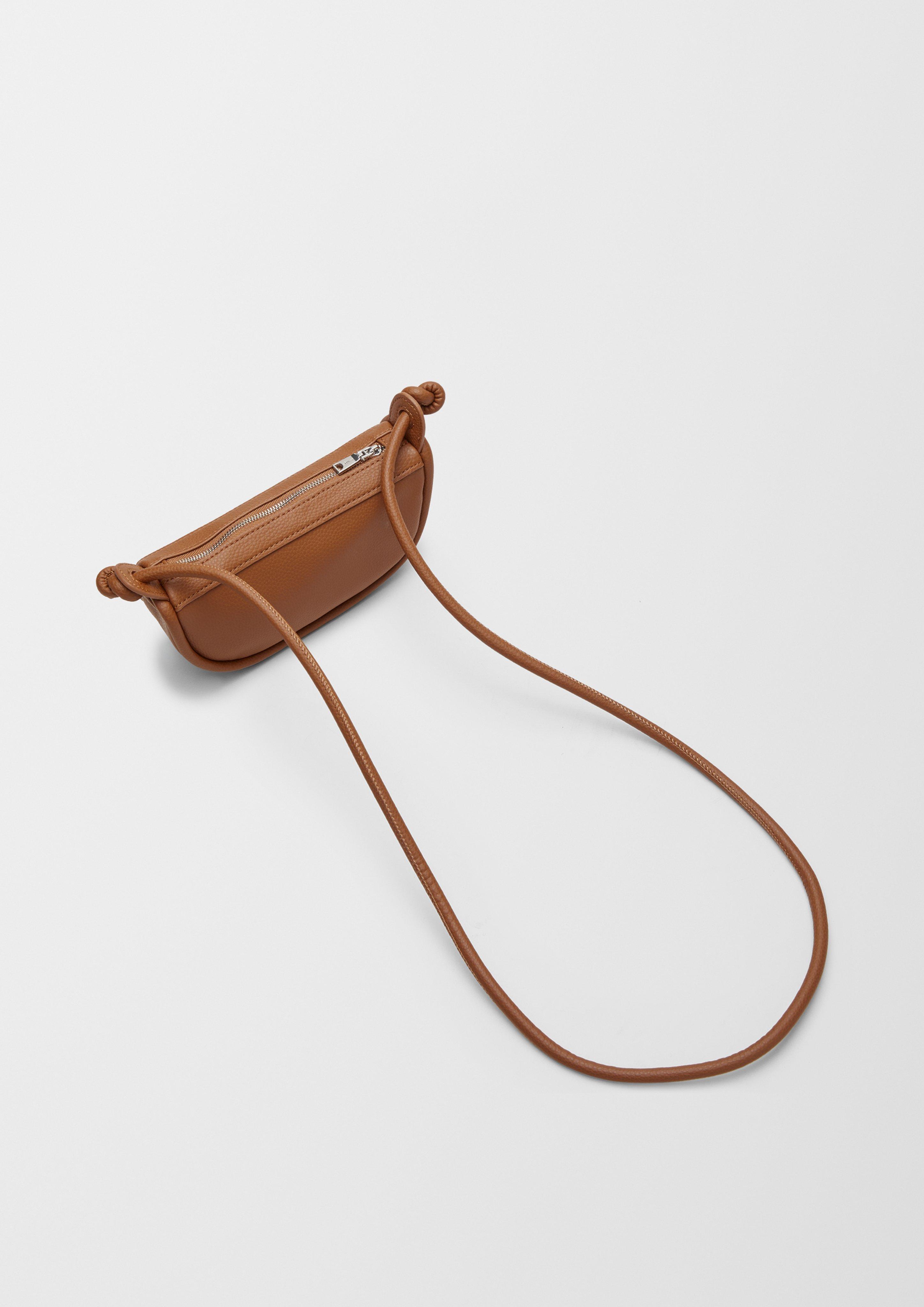 Kleine Schultertasche aus Lederimitat  2124036-8469