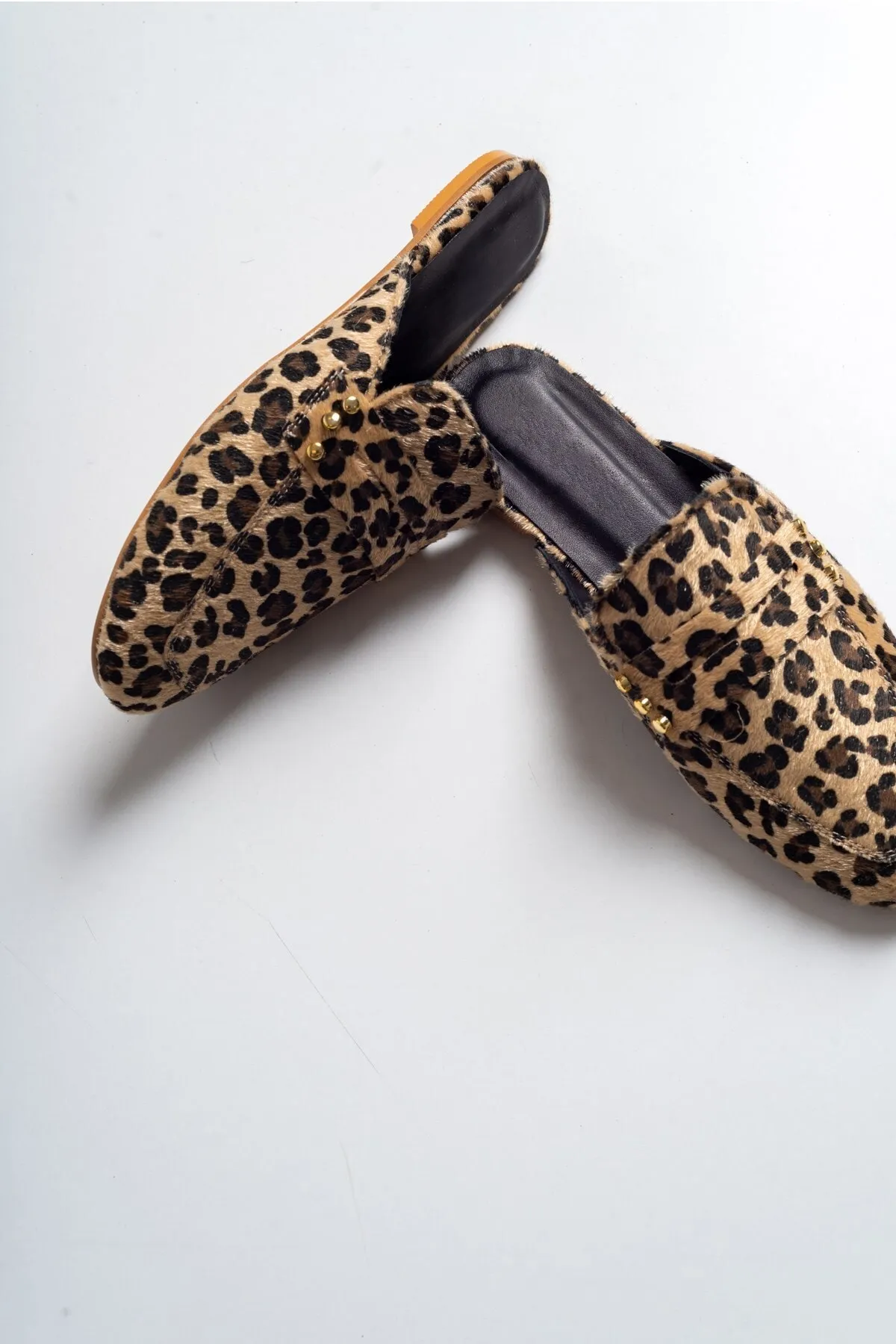 LuviShoes  Braune Leoparden-Hausschuhe aus echtem Leder für Damen