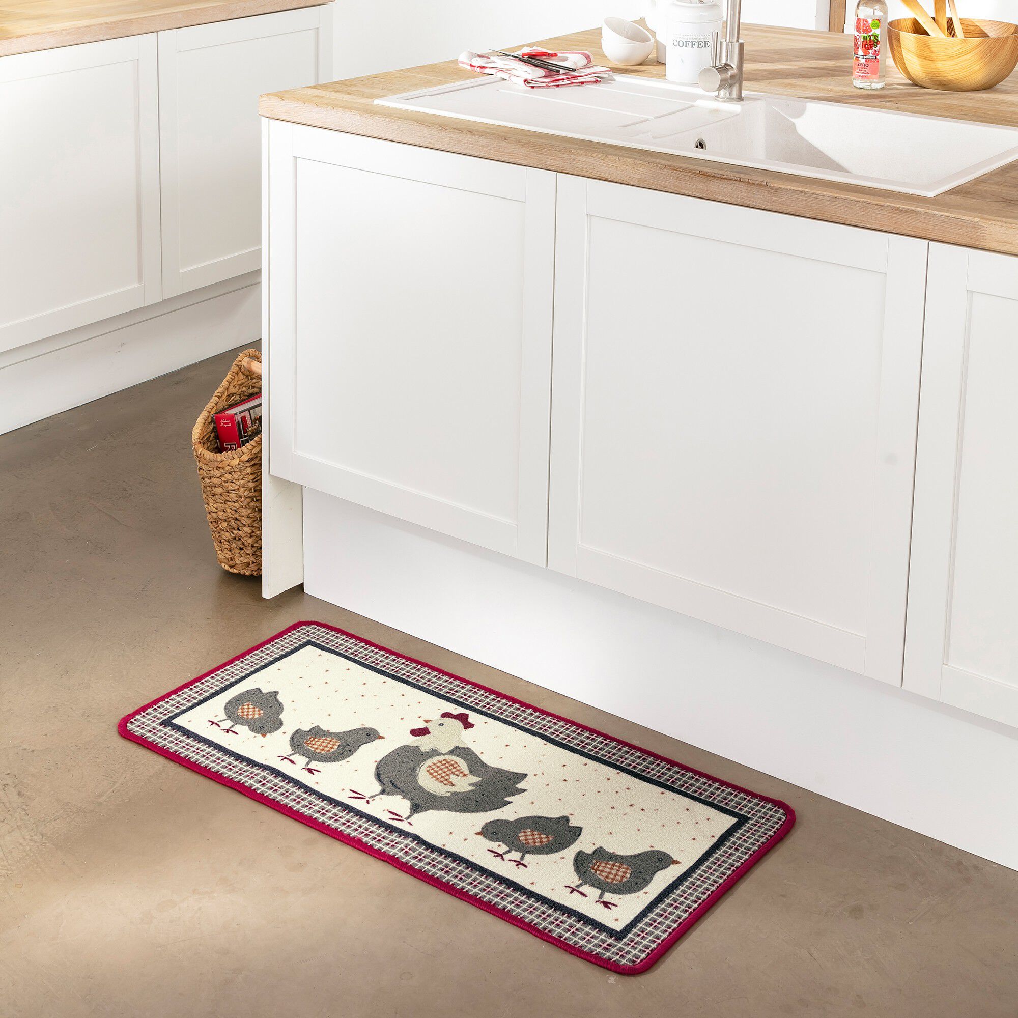 Tapis cuisine motif cocotte et ses poussins