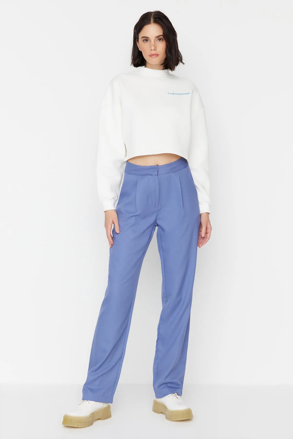 Trendyol Collection  Blaue, plissierte Webhose mit weitem Bein TWOSS19WX0017