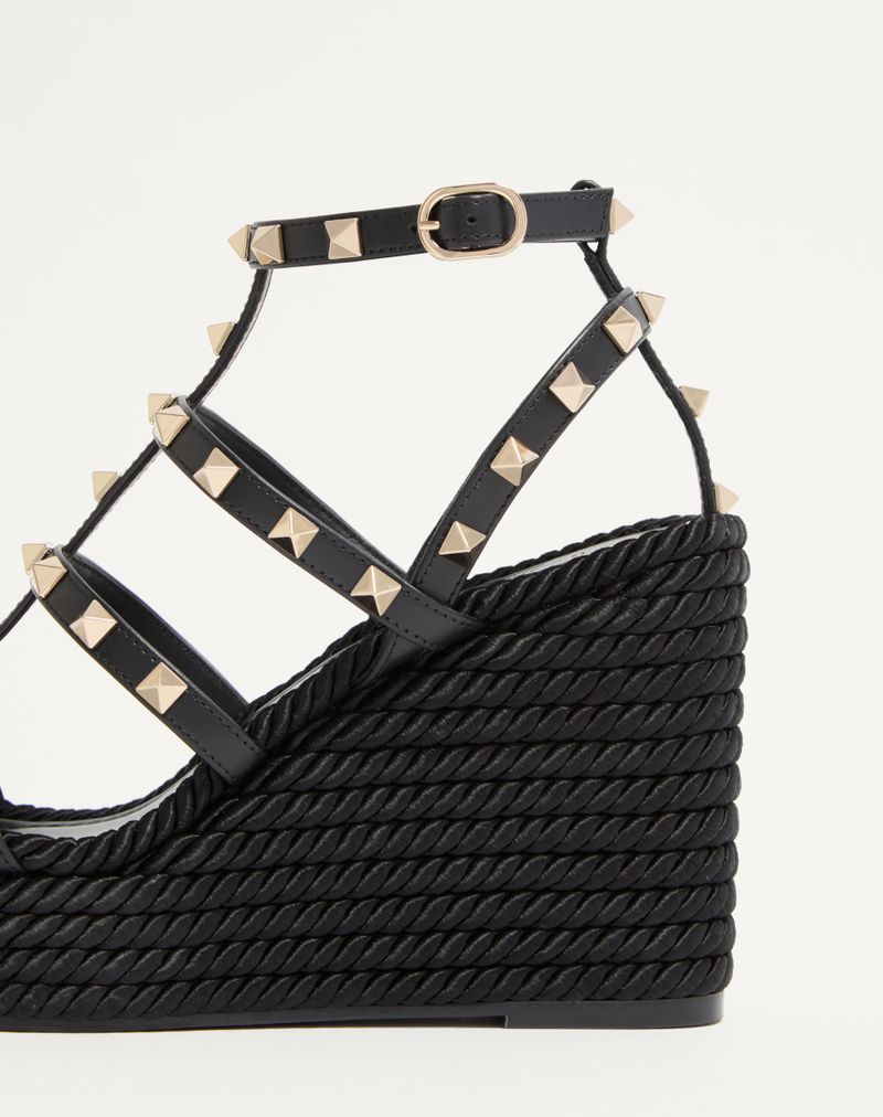 Rockstud kilehæl med 95 mm kalveskindsremme