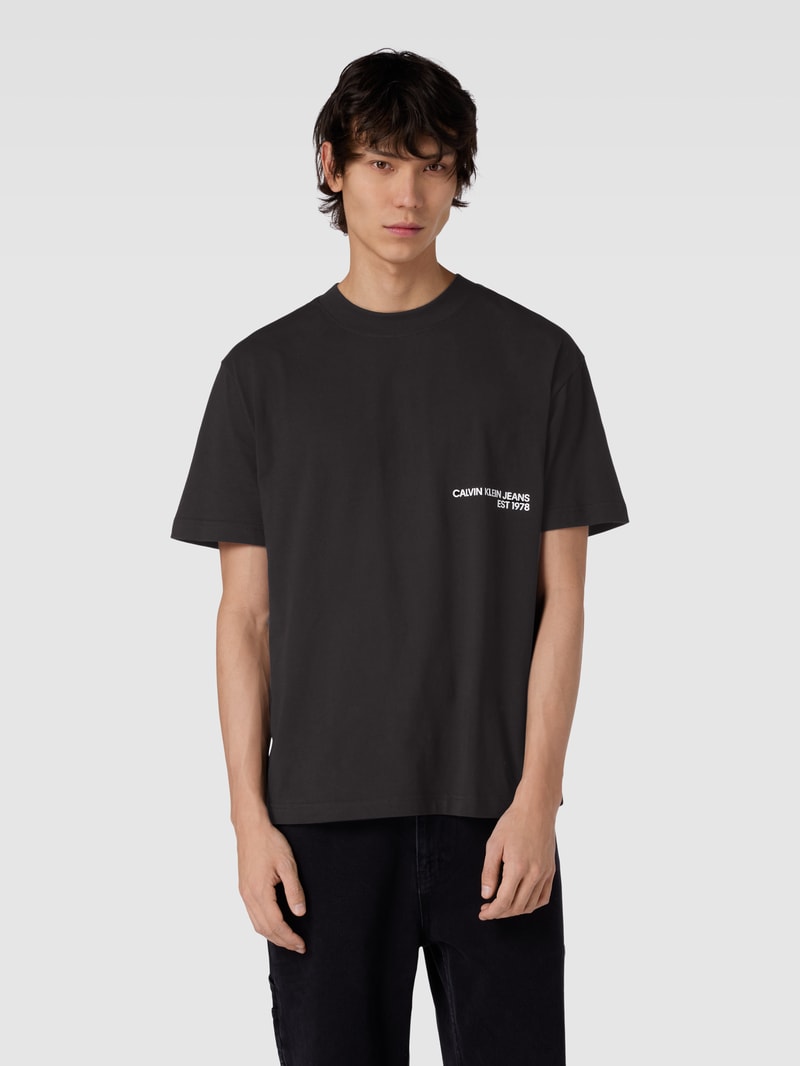 T-Shirt mit Label-Print Modell 'SPRAY' in black