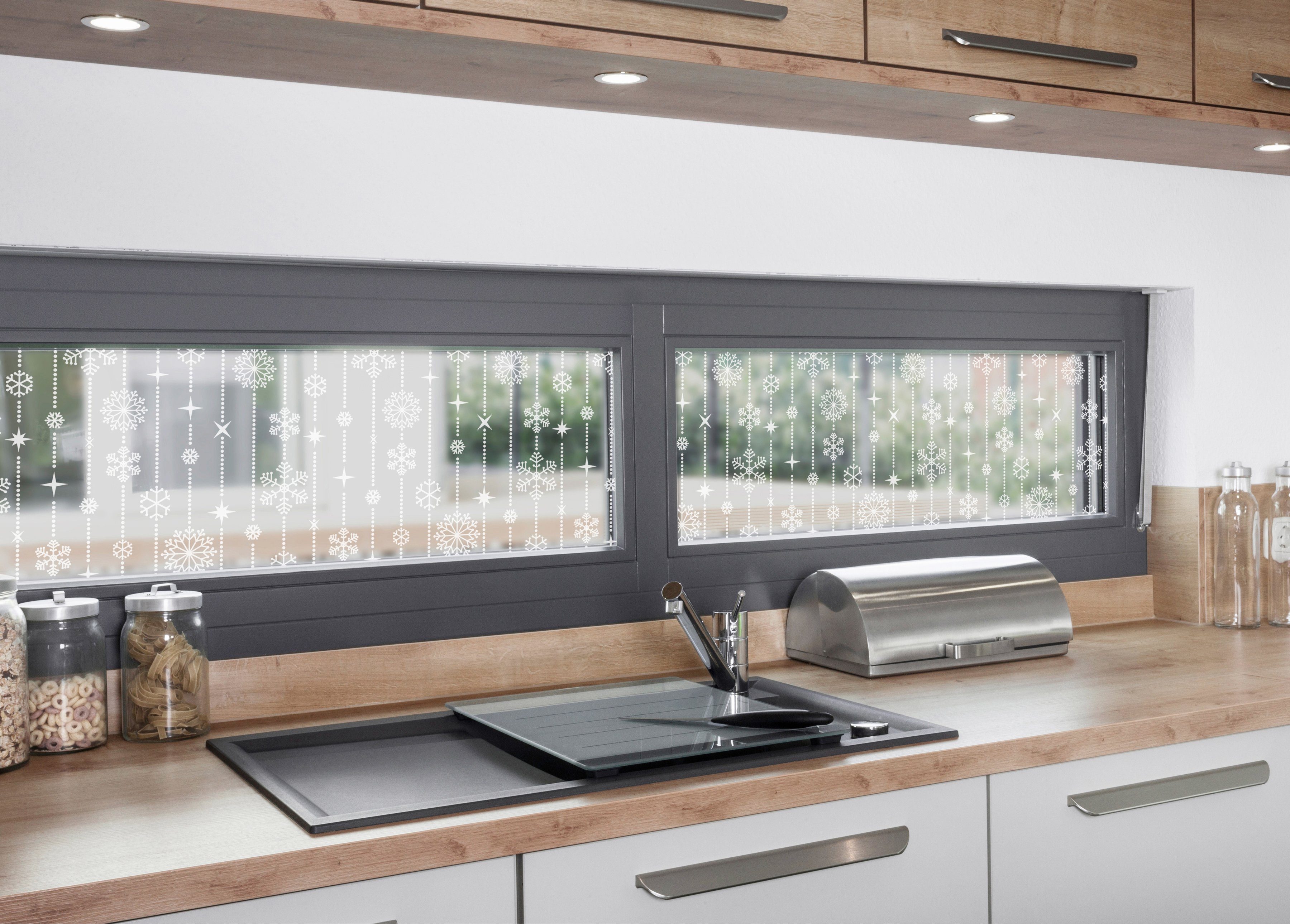 Fensterfolie Look Schneeflocken white, MySpotti, halbtransparent, glatt, 200 x 30 cm, statisch haftend