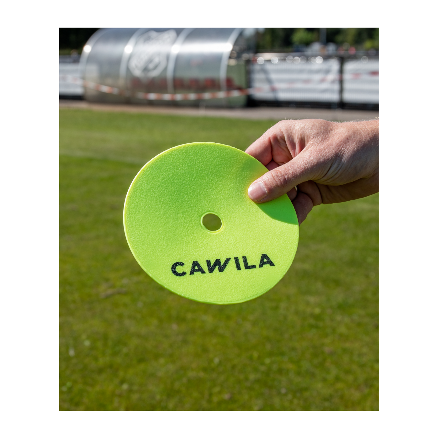 Cawila Floormarker 24er Set inkl. Halter | Markierungsscheiben, 12 x gelb und 12 x orange