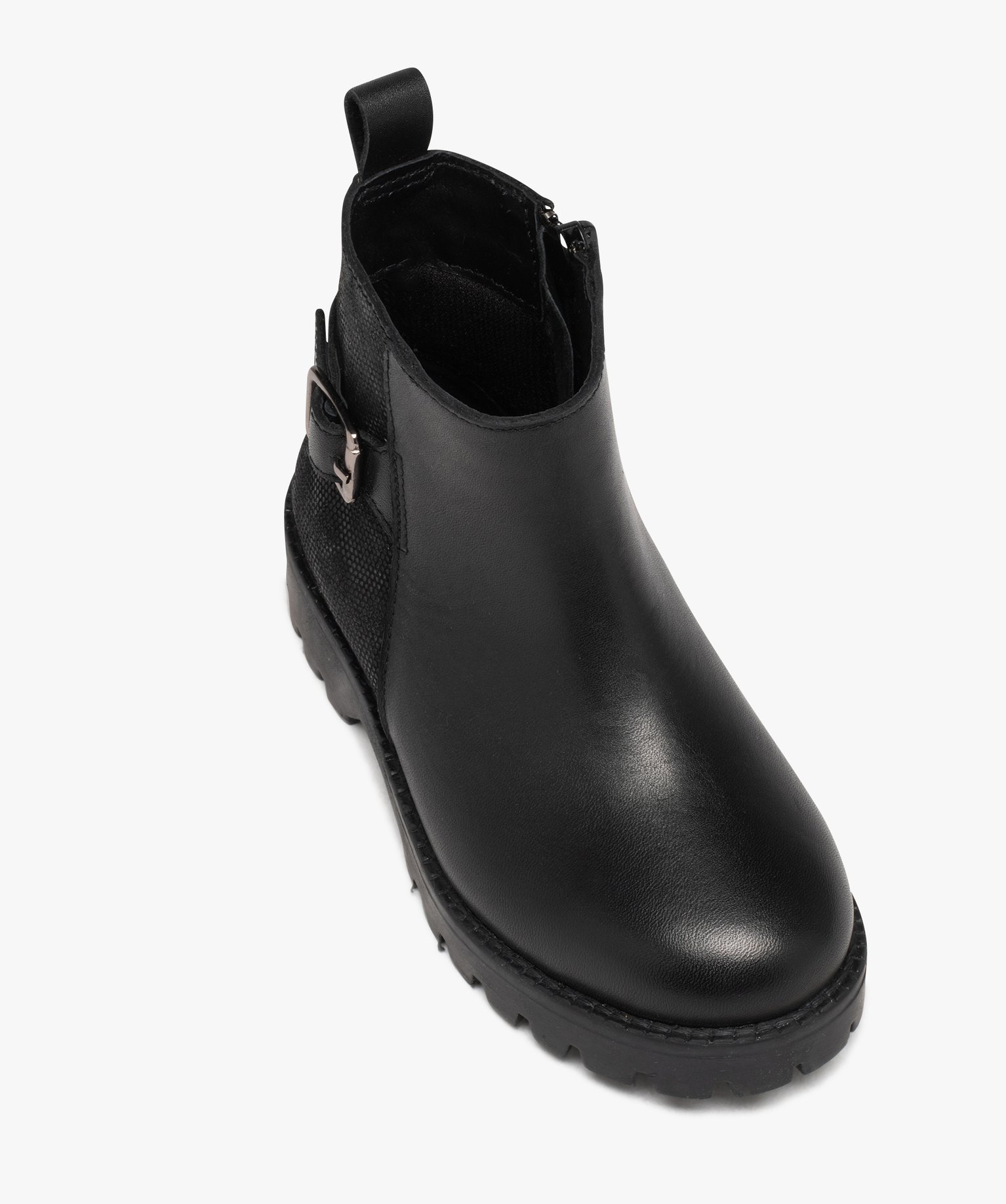 Boots fille dessus en cuir uni ajouré et à semelle crantée