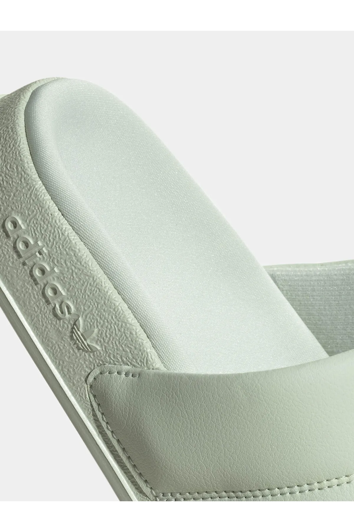 adidas  Unisex adidas Adilette Essential Schuhe