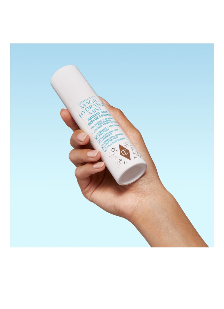 Charlotte Tilbury Magic Hydrating Facial Mist: Spray facial hidratant.