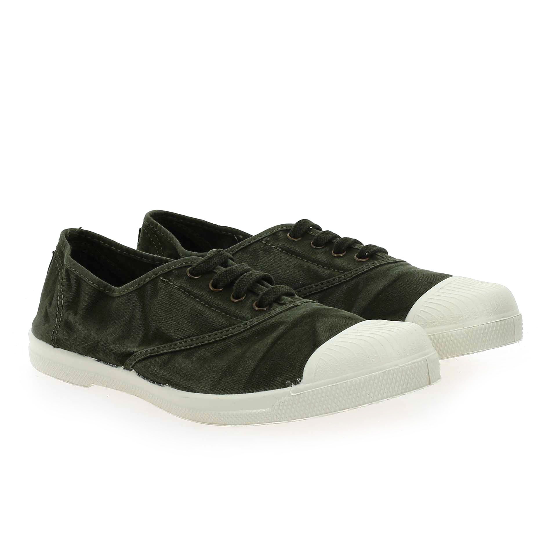 Natural world  102 E - Kaki