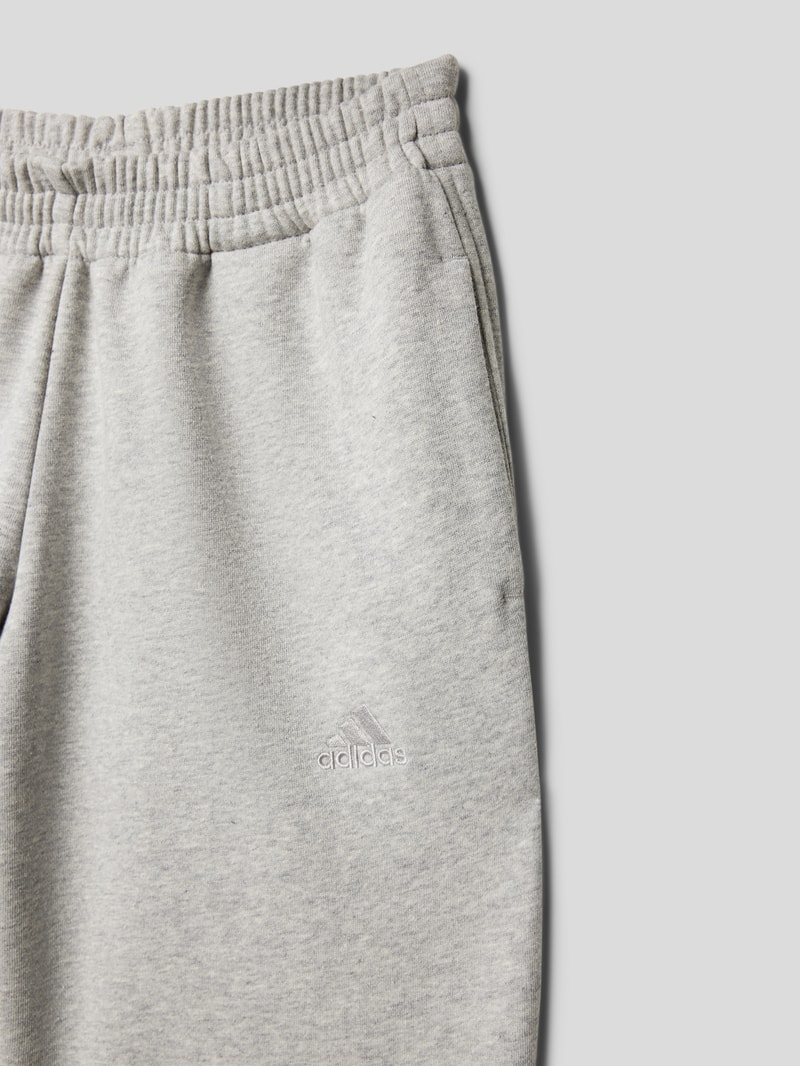 Sweatpants mit Label-Print in mittelgrau meliert
