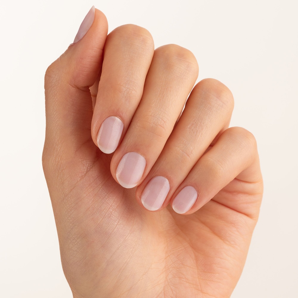 essence THE CALCIUM NAIL CARE POLISH vernis à ongles Durcisseur Ongles