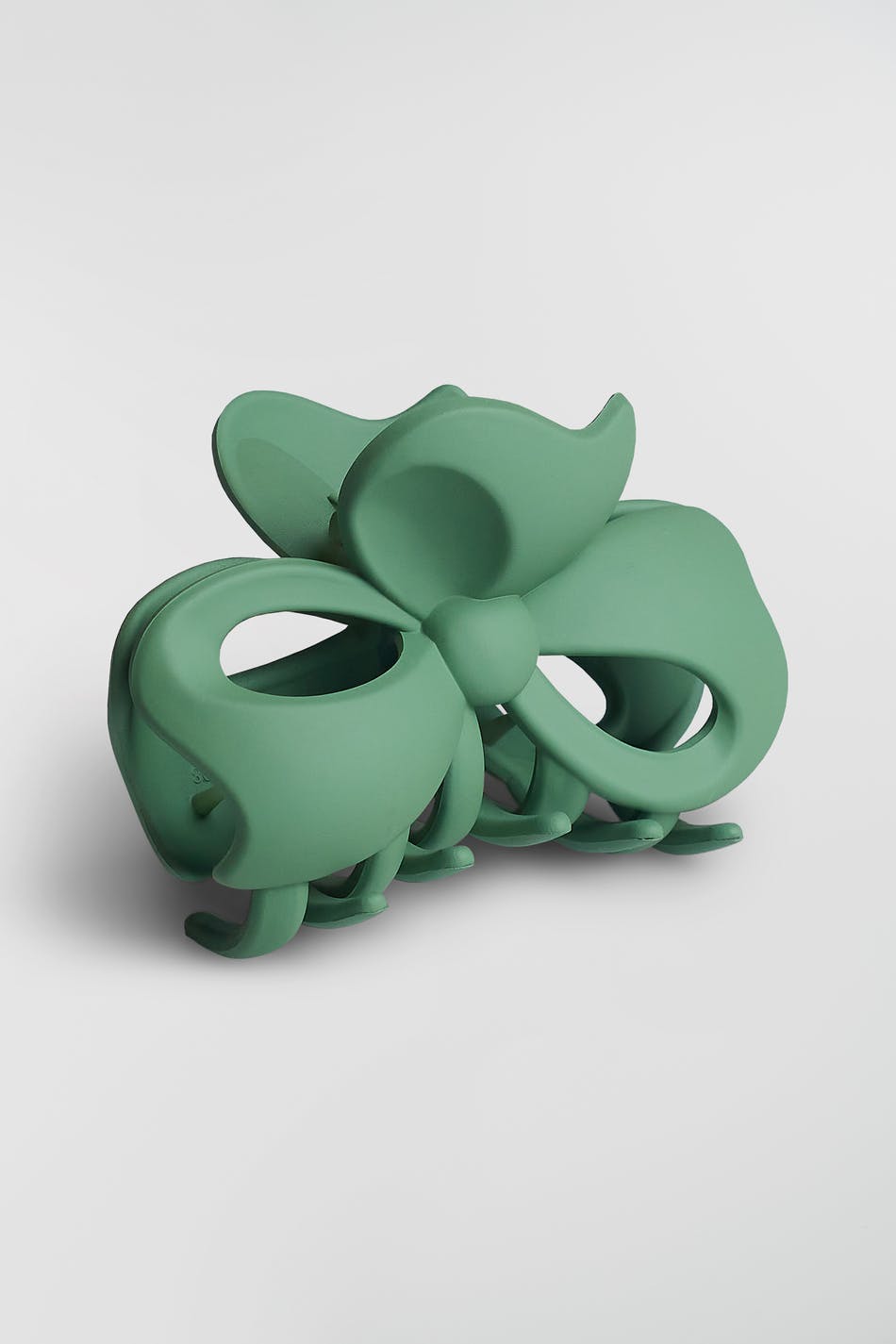 Camilla bow hair clip