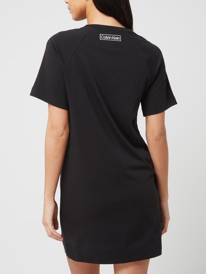 Schlafshirt mit Logo in schwarz