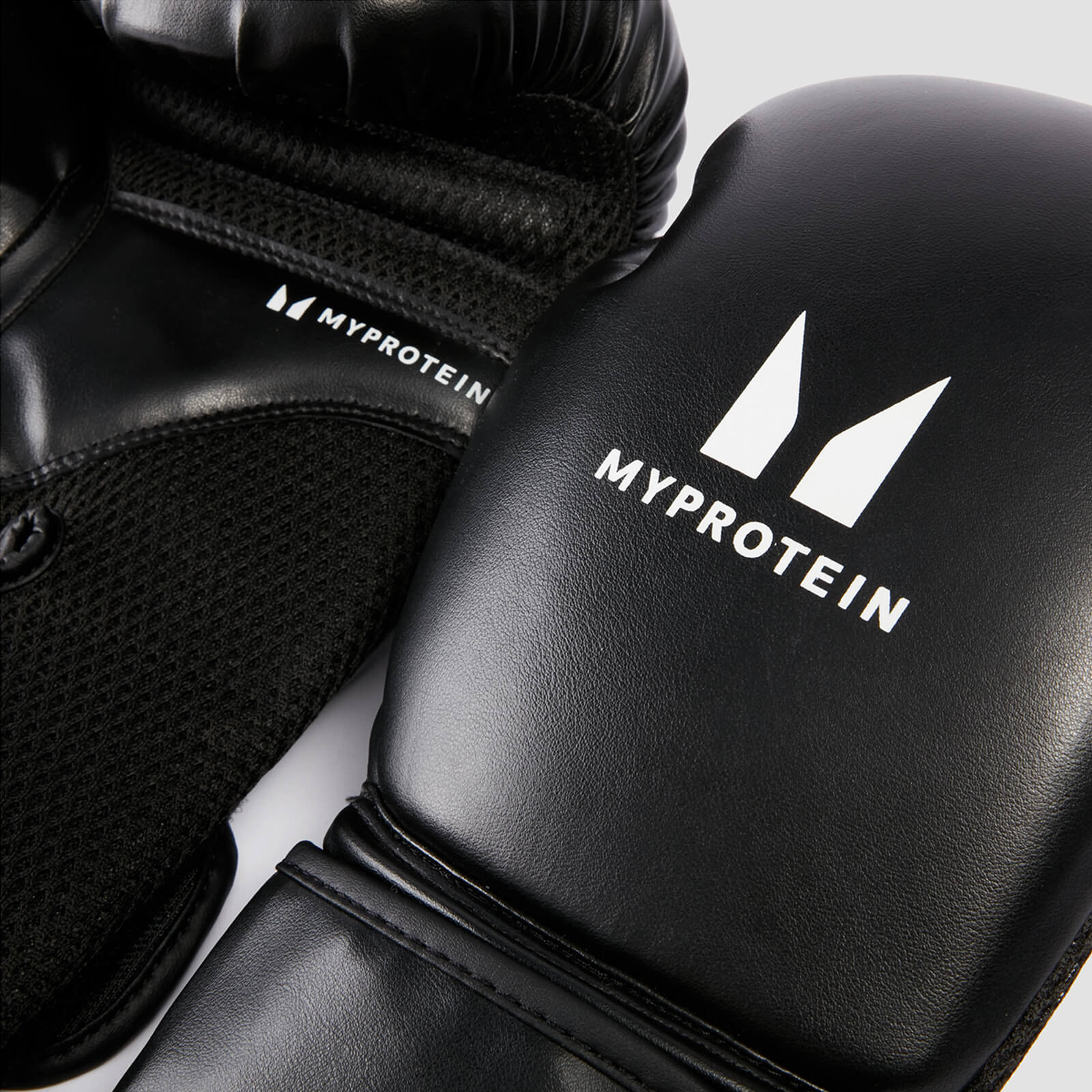 Gants de boxe Myprotein – Noir