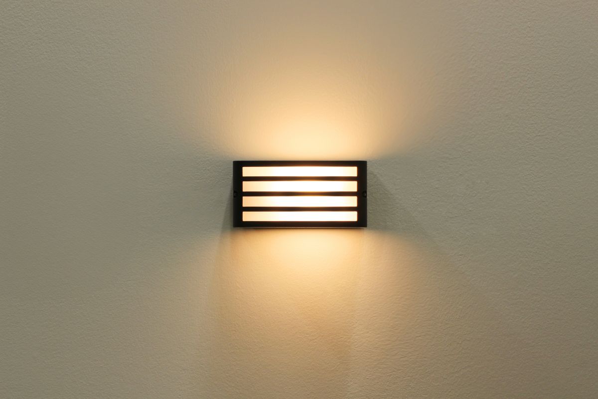 AGL Außenwandlampe Leipzig