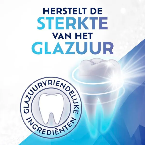 Aquafresh White Reverse dlhotrvajúca posilňujúca zubná pasta 75ml