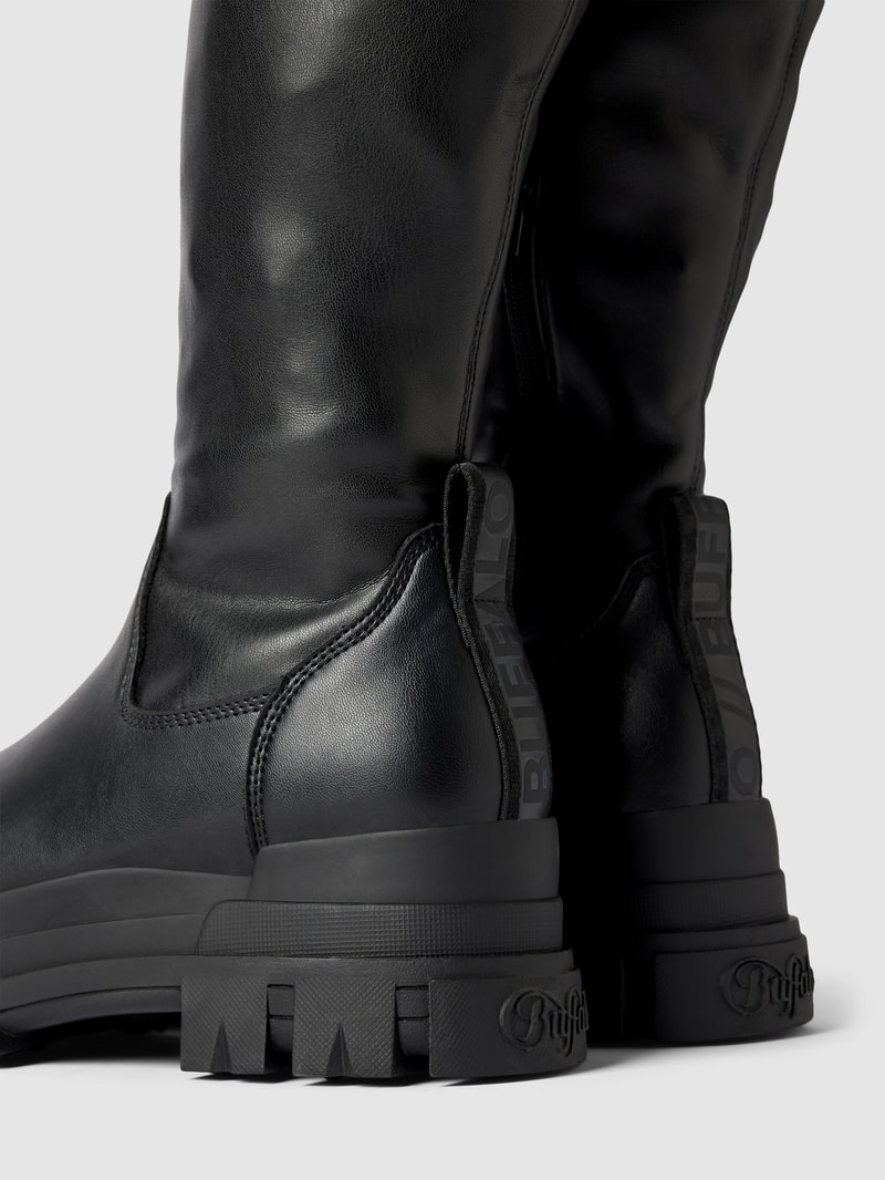 Stiefel mit strukturierter Sohle Modell 'ASPHA' in schwarz