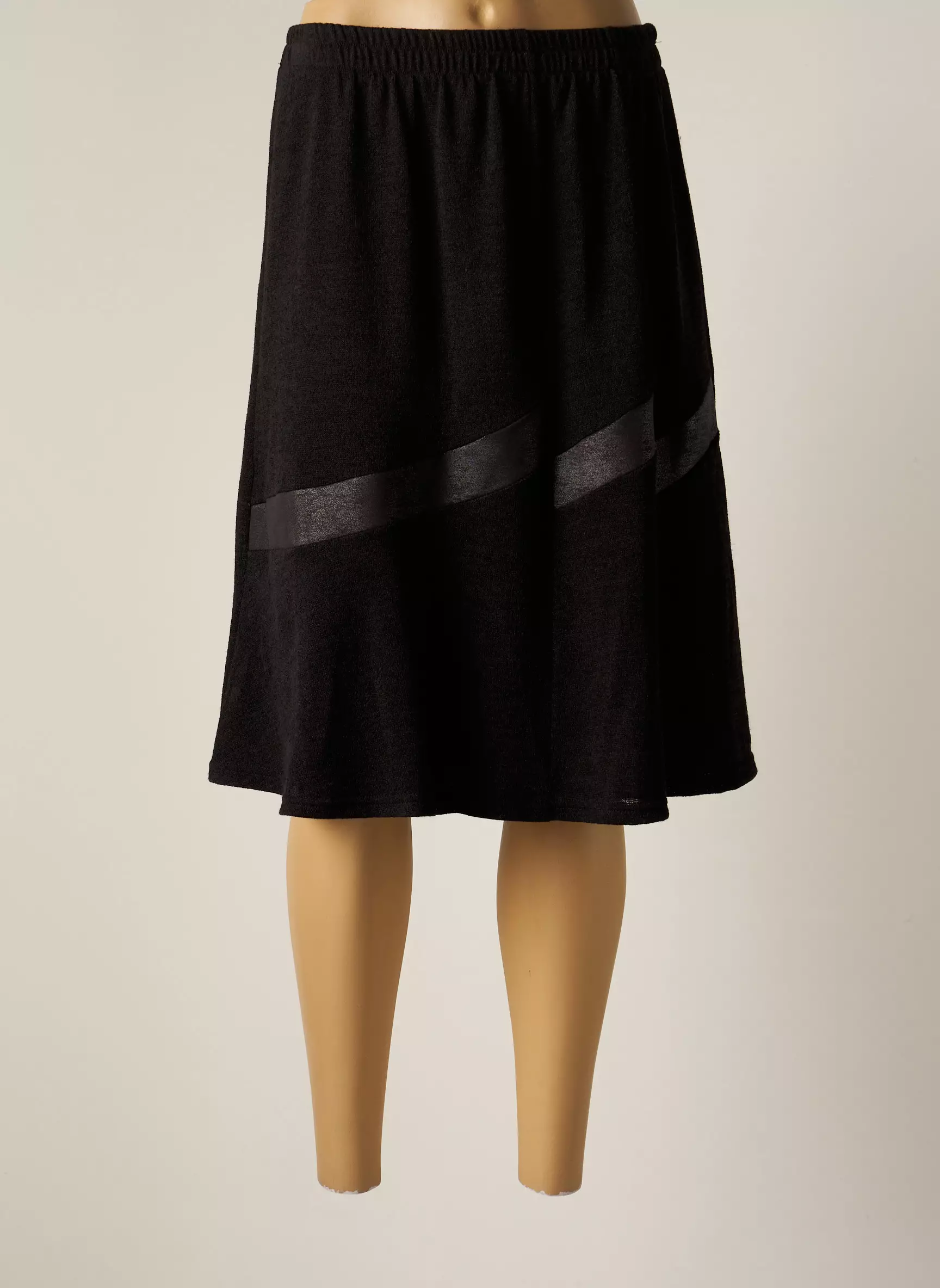 Griffon Jupes Mi Longues Femme couleur noir