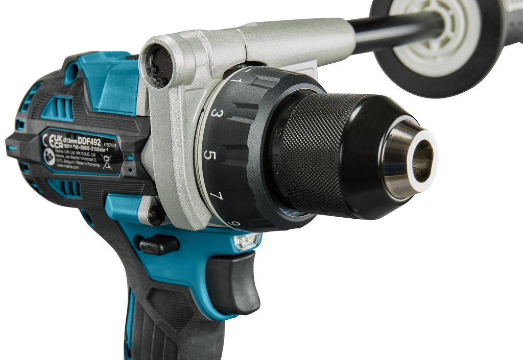 Makita DDF492Z LXT 18V Akku-Bohrschrauber (ohne Akkus und Ladegerät) im Lieferumfang enthalten