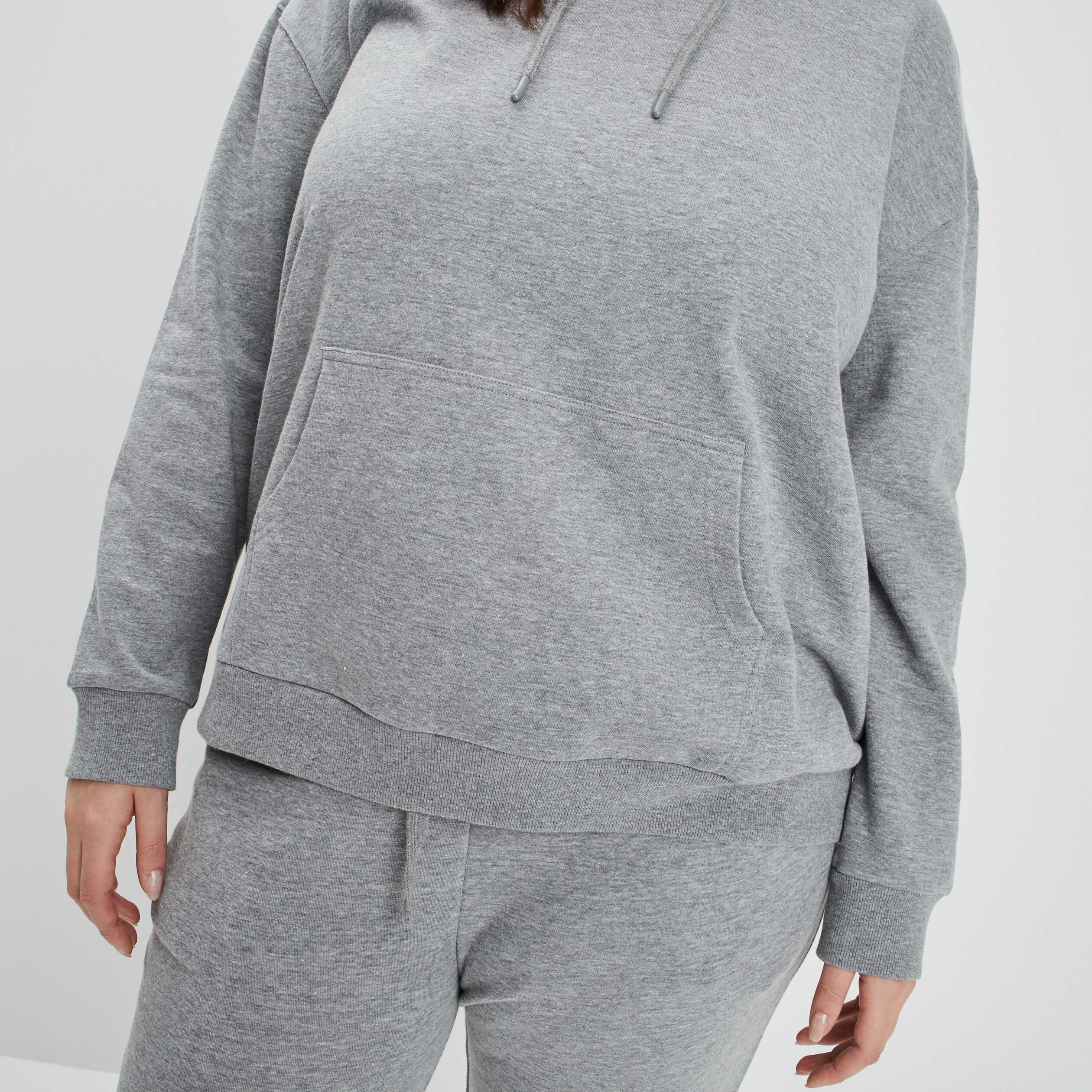 Sweat à capuche hoodie gris foncé femme grande taille | La Halle