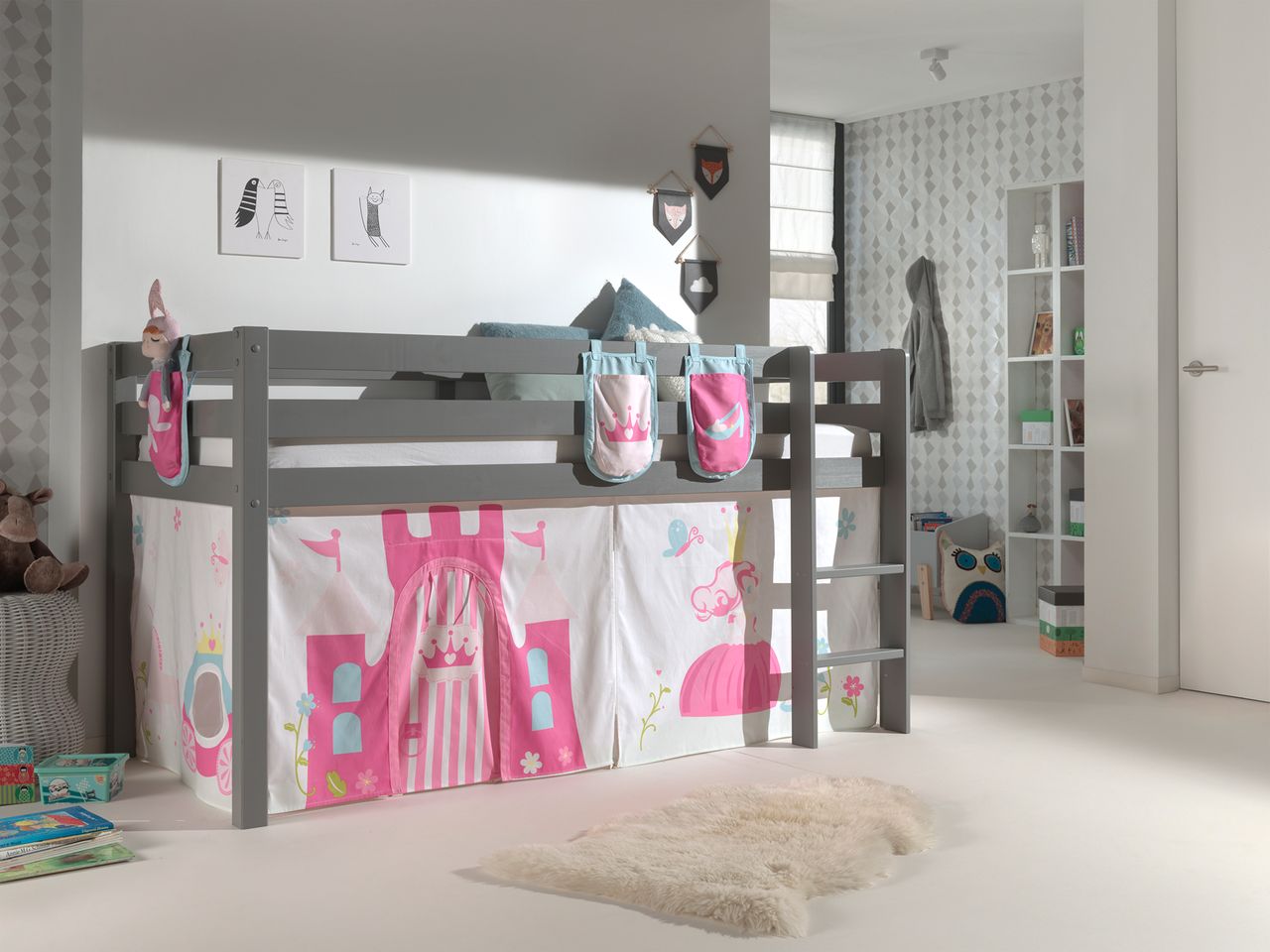 VIPACK Spielbett Pino mit Textilset Vorhang und 3 Taschen 